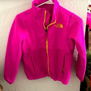 North Face Denali girls size S/P (7/8)